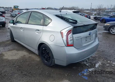 2014 Toyota Prius Two z USA, uszkodzony, nr VIN JTDKN3DU4E0357133